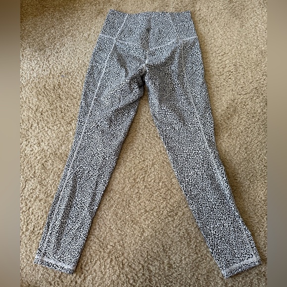 Salutation 7/8 leggings with pockets - Picture 2 of 3